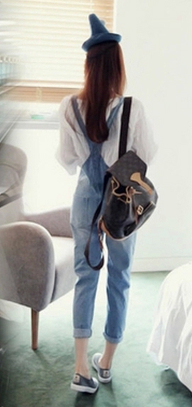 Дамски дънков гащеризон бял и светлосин деним модели