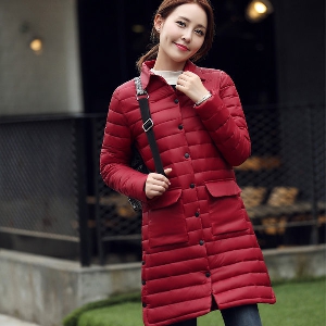 Οι γυναίκες χειμώνα μόδας σακάκι με ένα συνδυασμό με γέμιση από βαμβάκι και επικάλυψη πολυεστέρα υλικό κόκκινο, γκρι, μαύρο