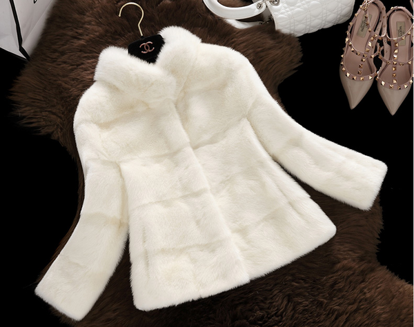 Дамско пухено зимно яке с дълъг тип реглан ръкав бяло, розово, черно