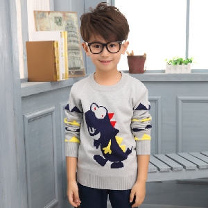 Детски пуловери подходящи за момчета в различни цветове с анимации