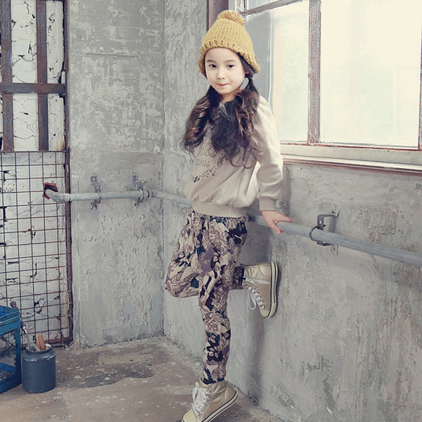 Детски комплект за момичета от 2 части - пуловер и панталон