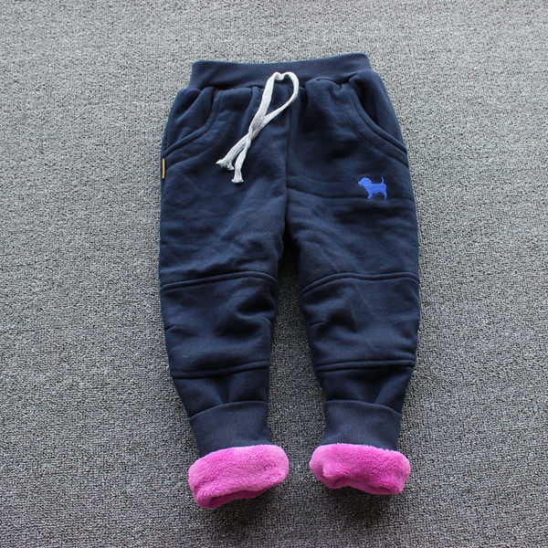 Детски зимни панталони за момчета в 17 различни модела.