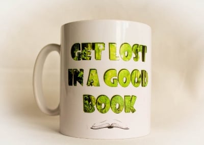 Чаша „Get Lost in a Good Book“