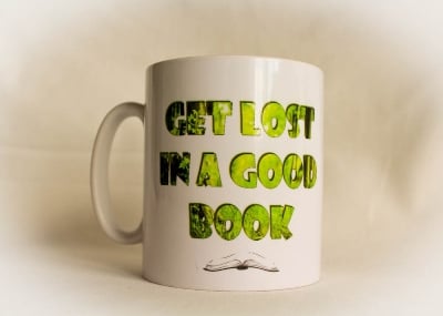 Чаша „Get Lost in a Good Book“