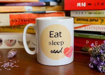 Чаша „Eat. Sleep. Read.“