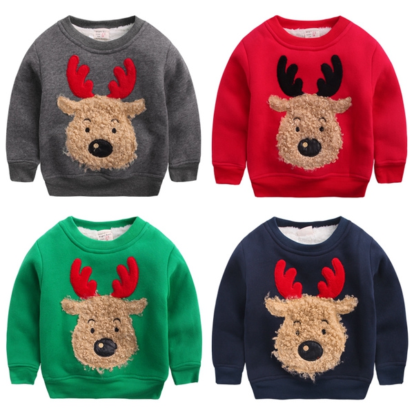 Ζεστά χειμωνιάτικα πουλόβερ σε τέσσερα χρώματα με ελάφι