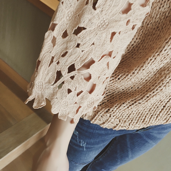   Μπλούζα με μανίκια δαντέλα - σκούρο μπλε και μπεζ