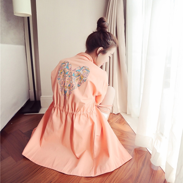 Дълга спортна тънка ветровка 