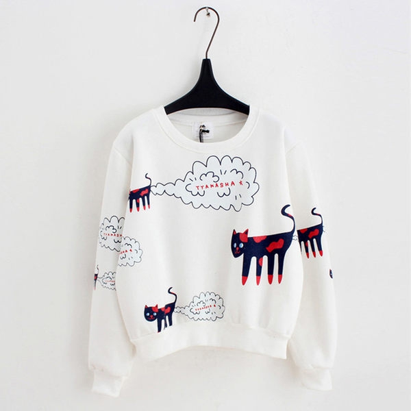 T-shirt σε διάφορα χρώματα και διάφορες κινούμενες εικόνες