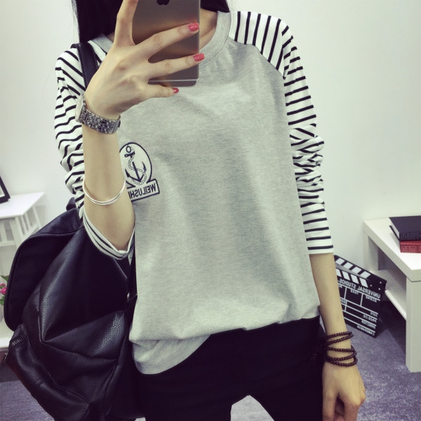 Памучна блуза с дълги раирани ръкави