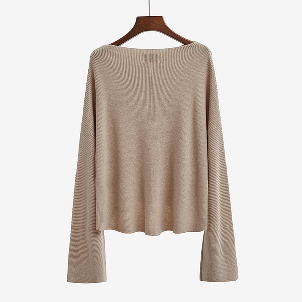 Плетен широк пуловер с дълъг ръкав