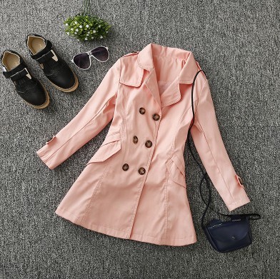 Παιδικά φθινοπωρινά παλτά για μικρές κυρίες σε δέκα ζεστά χρώματα.