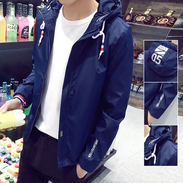 Λεπτά ανδρικά  μπουφάν  για το φθινόπωρο με κουκούλα - 4 μοντέλα