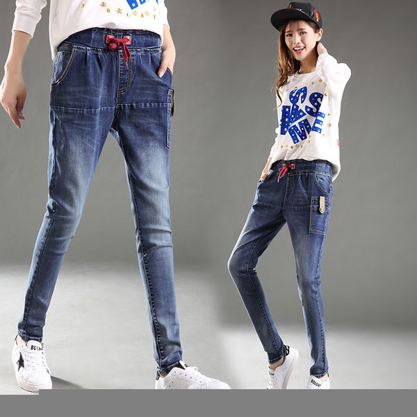 Есенни женски дънки в различни мотиви.