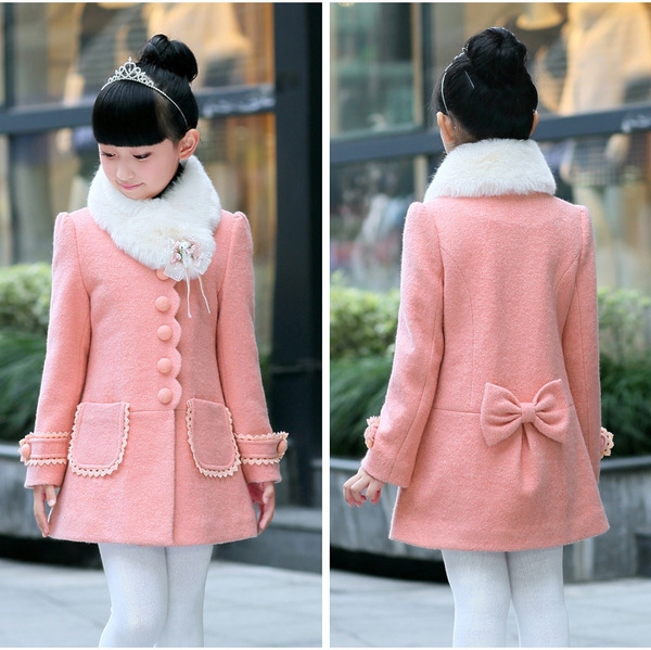 Παιδικό παλτό για το  χειμώνα παλτό σε δύο χρώματα ροζ και κόκκινο με όμορφο γιακά με γούνα
