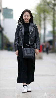 Женско кожено яке от изкуствена кожа в няколко цвята - червено, жълто и черно - Слим. 