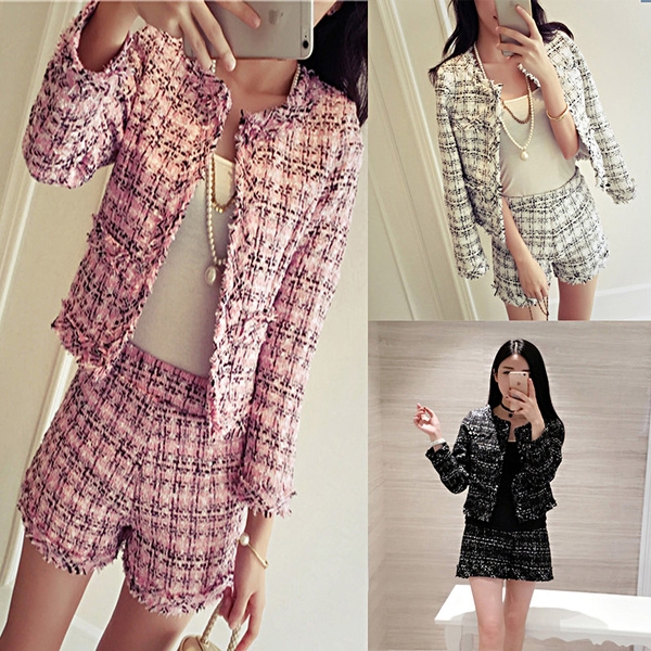 Уникален женски есенен комплект от две части - сако и къс панталон - Розов Бял Черен цвят.