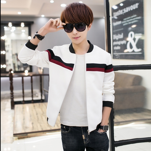 Пролетно-есенни якета за мъже с различни мотиви в няколко цвята.