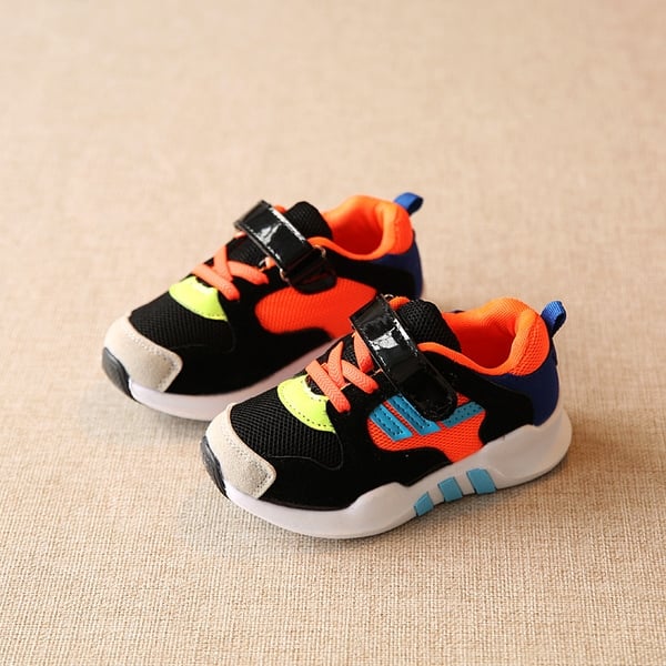 Детски маратонки за момичета и момчета с дишаща мрежа и гъвкава подметка.