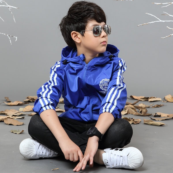 Есенни суичъри за момчета с дишаща материя. 