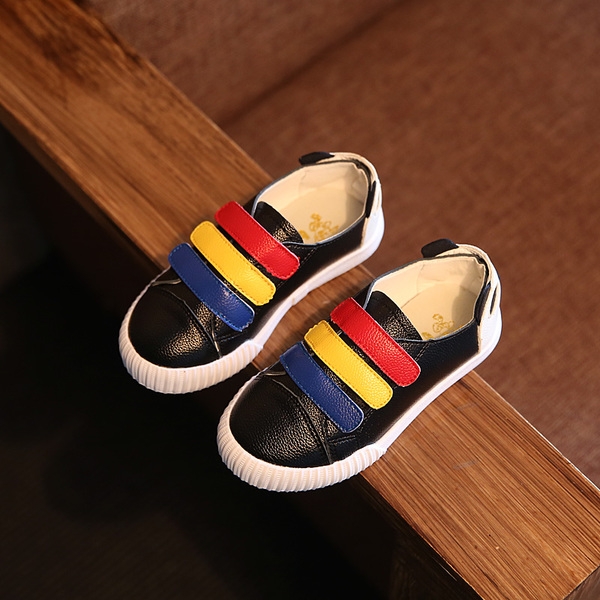 Детски маратонки с лепенки в няколко цвята