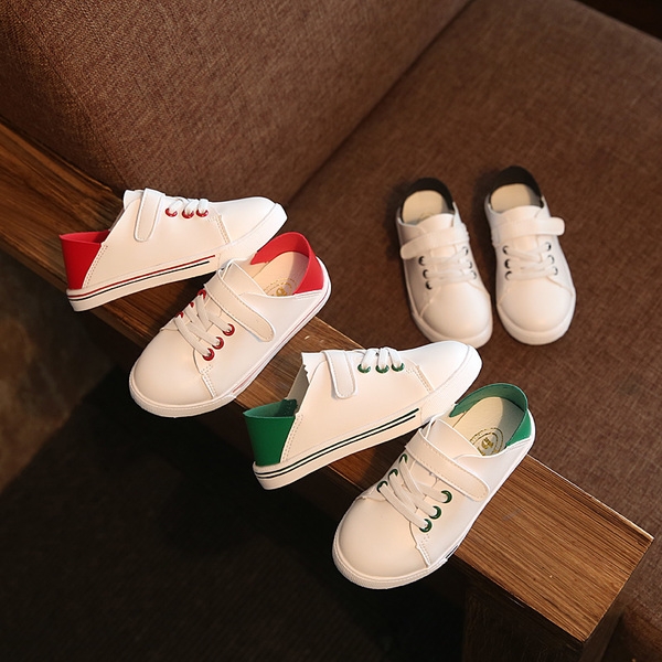 Детски обувки за момчета с лепенки и връзки в 3 модела