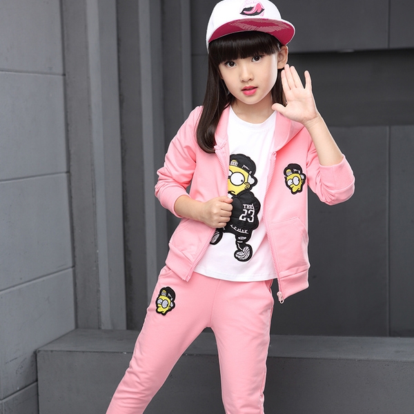 Детски спортен екип за момичета от три части: суичър,блуза и панталон в сив,розов и червен цвят.