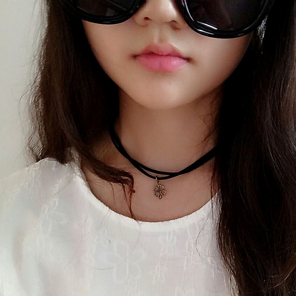 Стилни дамски огърлици над 50 модела 