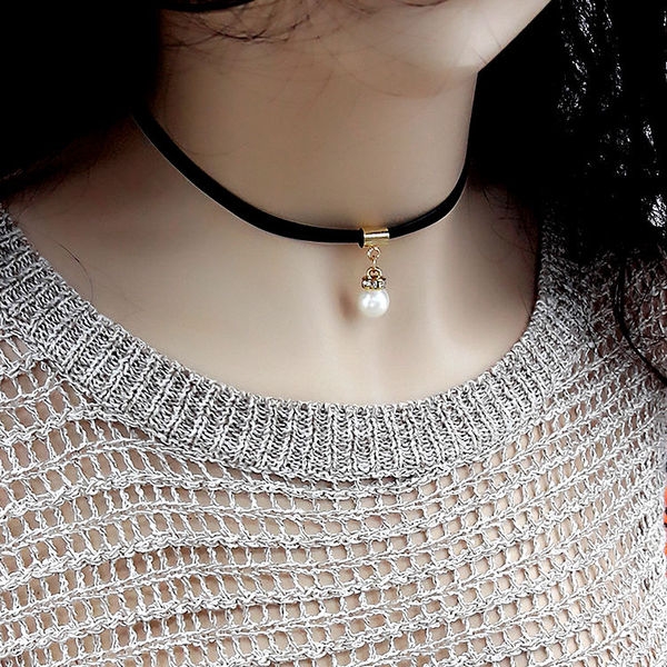 Стилни дамски огърлици над 50 модела 