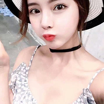 Стилни дамски огърлици над 50 модела 