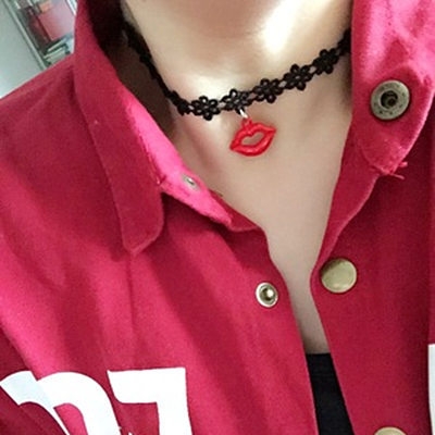 Стилни дамски огърлици над 50 модела 