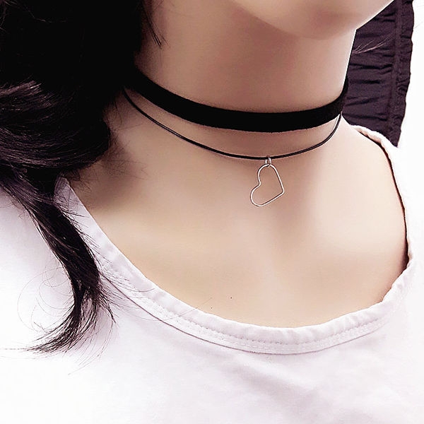 Стилни дамски огърлици над 50 модела 