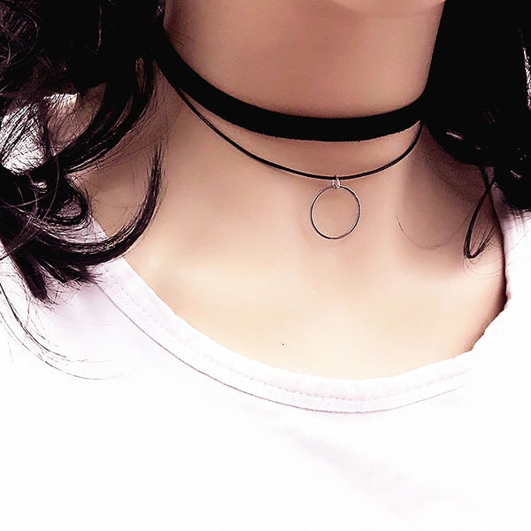 Стилни дамски огърлици над 50 модела 