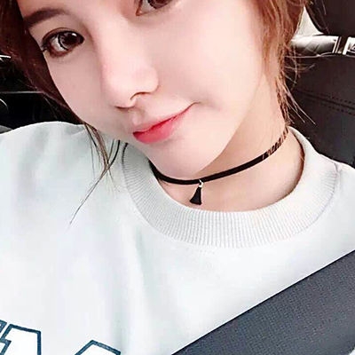 Стилни дамски огърлици над 50 модела 