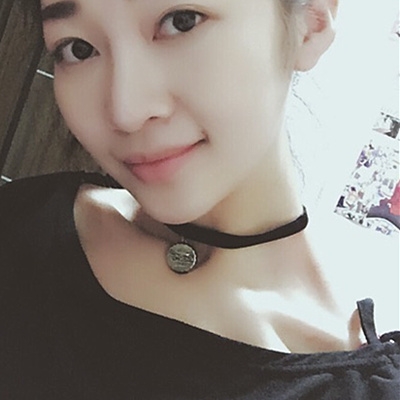 Стилни дамски огърлици над 50 модела 