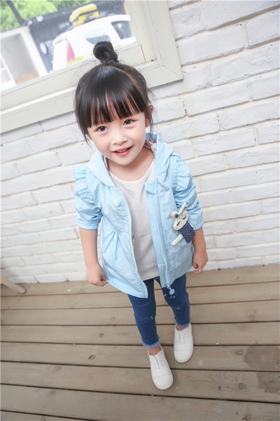 Детски пролетно-есенни якета за момичета в цикламен,розов,светло син и лилав цвят.