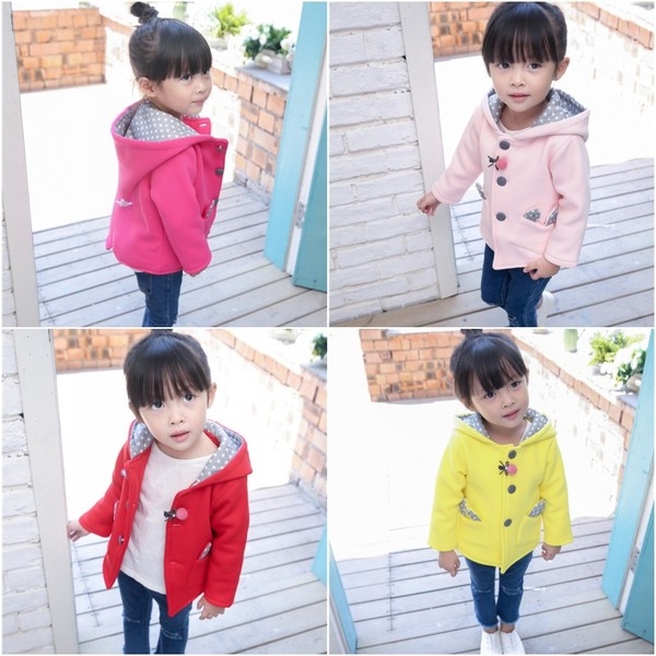 Цикламени,розови,жълти и червени зимни детски якета за момичета.