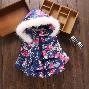 Παιδικά μπουφάν και παλτά για τα κορίτσια μεγάλη ποικιλία χρωμάτων και σχεδίων.