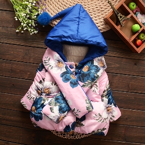 Παιδικά μπουφάν και παλτά για τα κορίτσια μεγάλη ποικιλία χρωμάτων και σχεδίων.