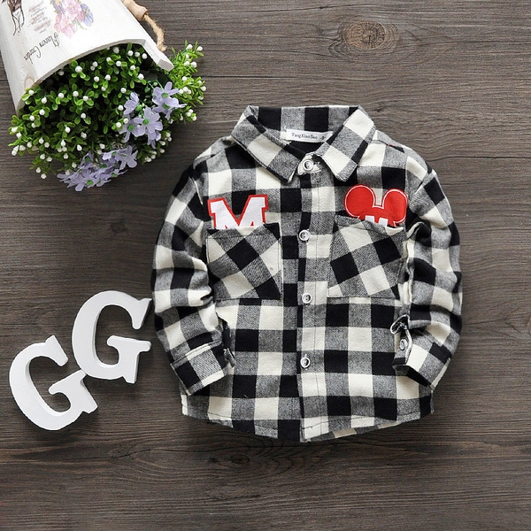 Детски есенни ризки и блузки за момчета различни цветове и модели.