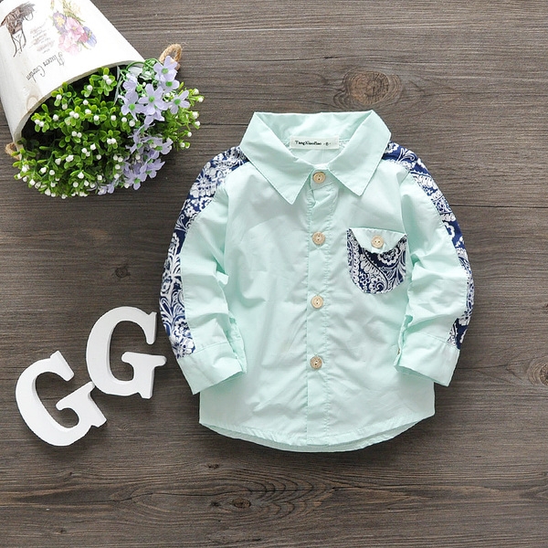 Детски есенни ризки и блузки за момчета различни цветове и модели.