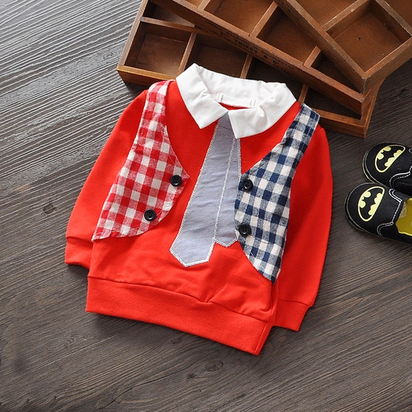 Детски есенни ризки и блузки за момчета различни цветове и модели.