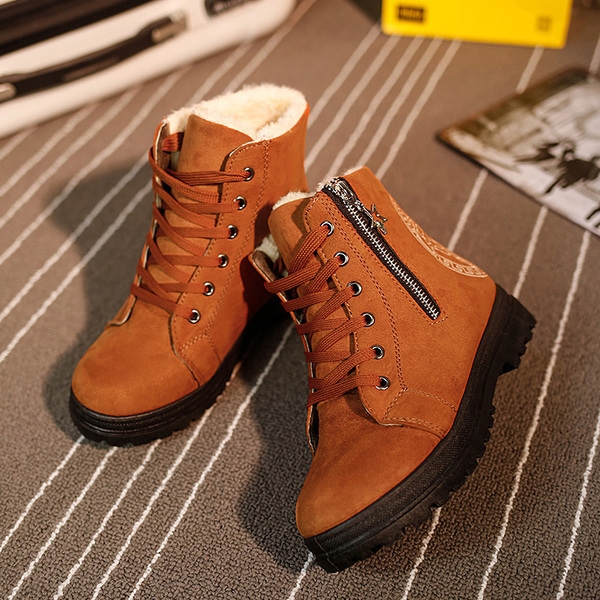 Дамски зимни боти два модела с връзки -различни цветове.