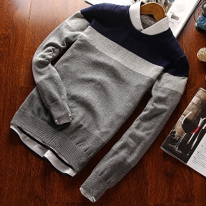 Мъжка пуловер с V-образно деколте тип Слим в най-разнообразни цветове