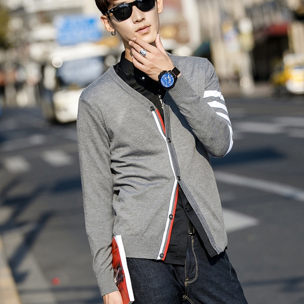 Мъжка плетена жилетка в 2 варианта - с откопчаване и без откопчване