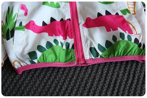 Детско цветно яке динозавър есенно и пролетно за момичета с качулка 