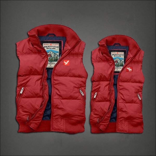 Спортни есенно-зимни елеци в пет цвята за мъже и жени. 