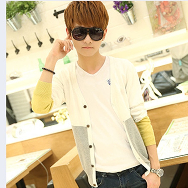 Мъжка жилетка с V-образно деколте в различни цветове