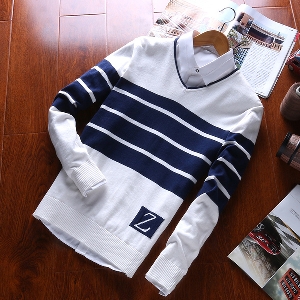 Мъжки пуловер тип Слим с О-образно деколте в 4 цветови модела