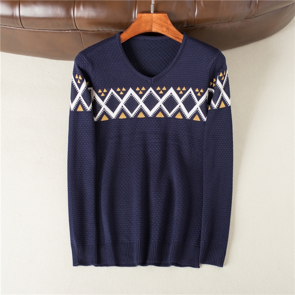 Мъжки пуловер с  V-образно деколте тип Слим в различни цветове